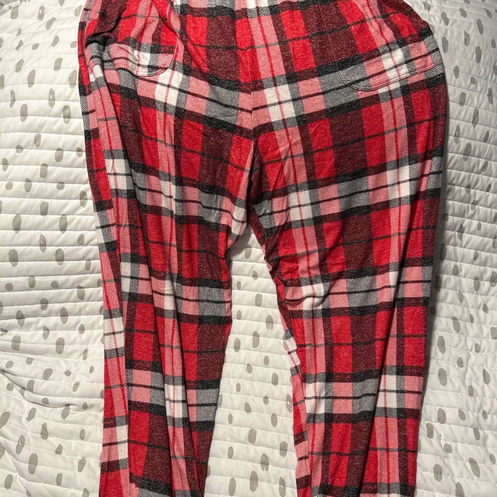 Victoria’s Secret Pink Red, Black, and White Plaid Sleep Pants XXL